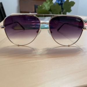 Quay High Key Mini Fade Gold Frame